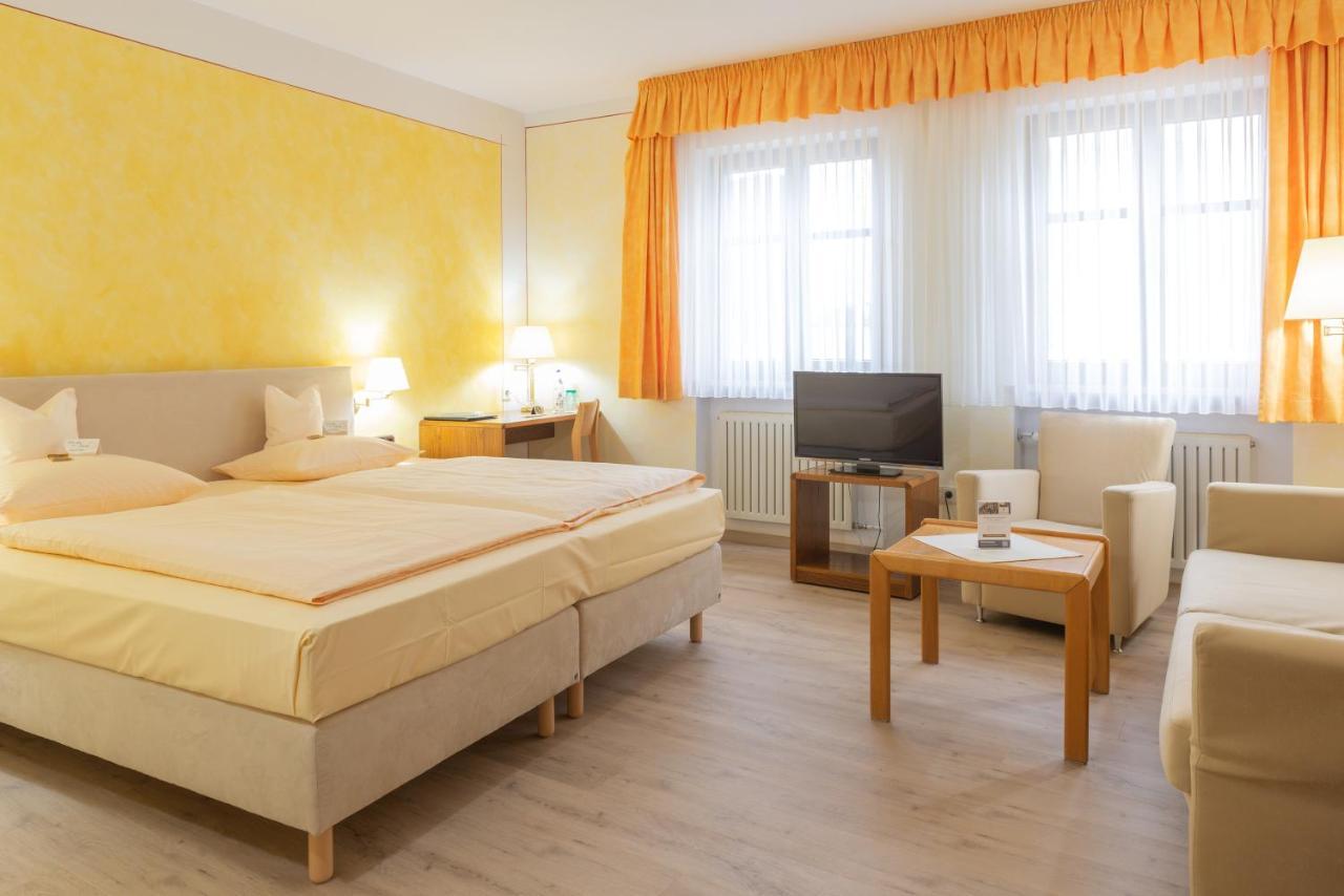 Hotel-Garni Goldener Schwan Bad Windsheim Exteriér fotografie